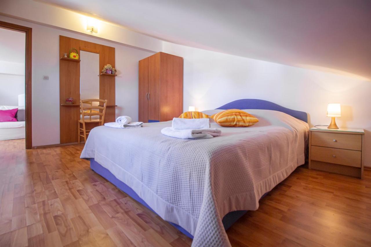 Apartments Branka Makarska Exterior photo